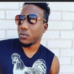 Meet your Posher, Julius